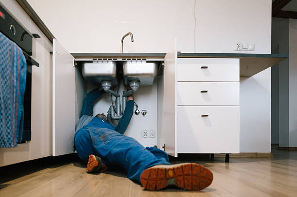 Professional Leak Detection technician working in Chalk Hill, PA